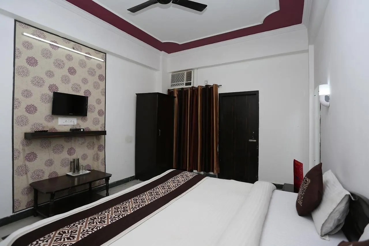 Hotel Priya Agra  Agra (Uttar Pradesh)