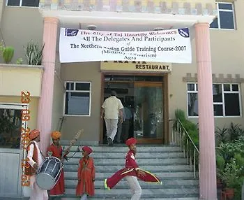 Hotel Priya Agra