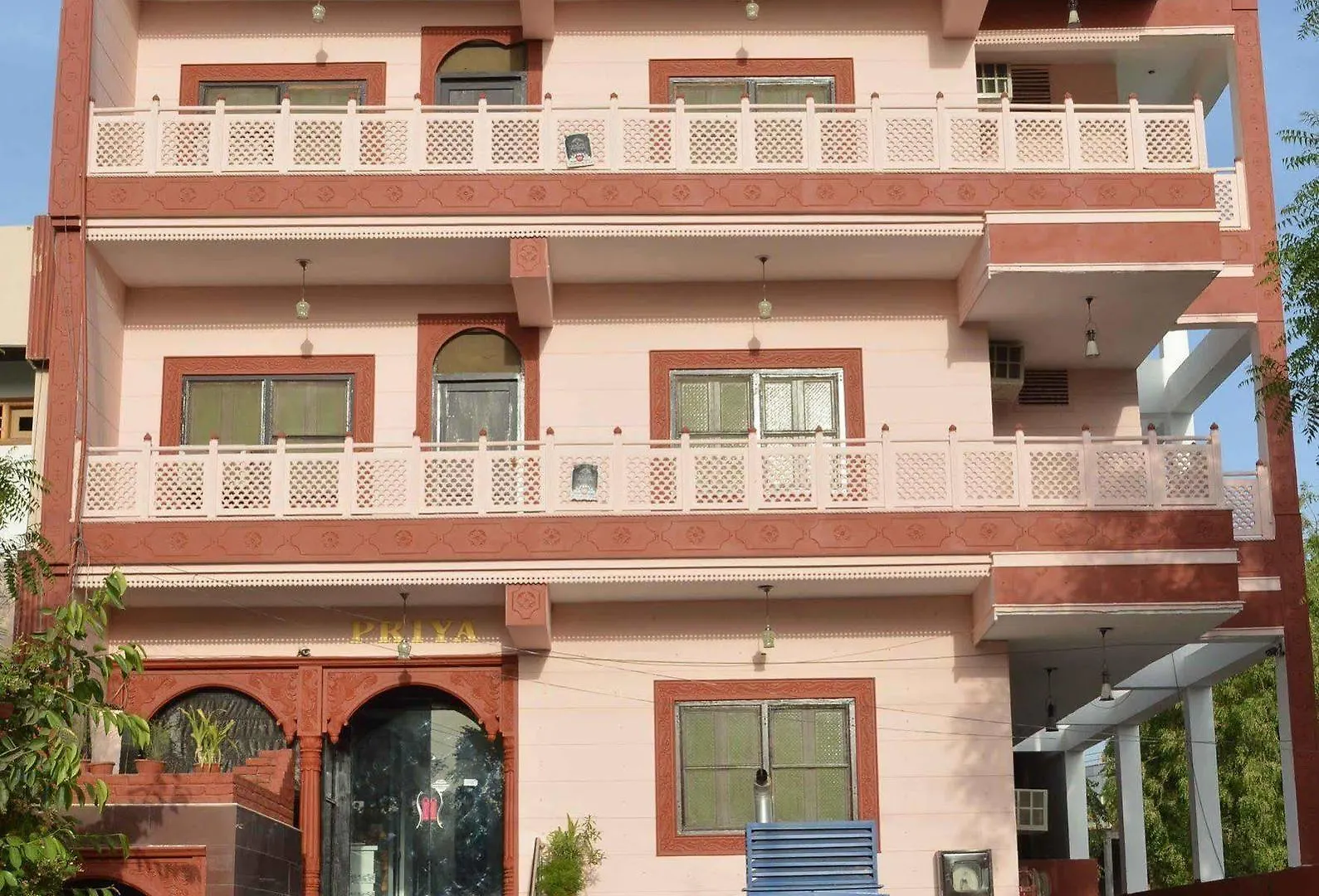 Hotel Priya Agra  Agra (Uttar Pradesh)