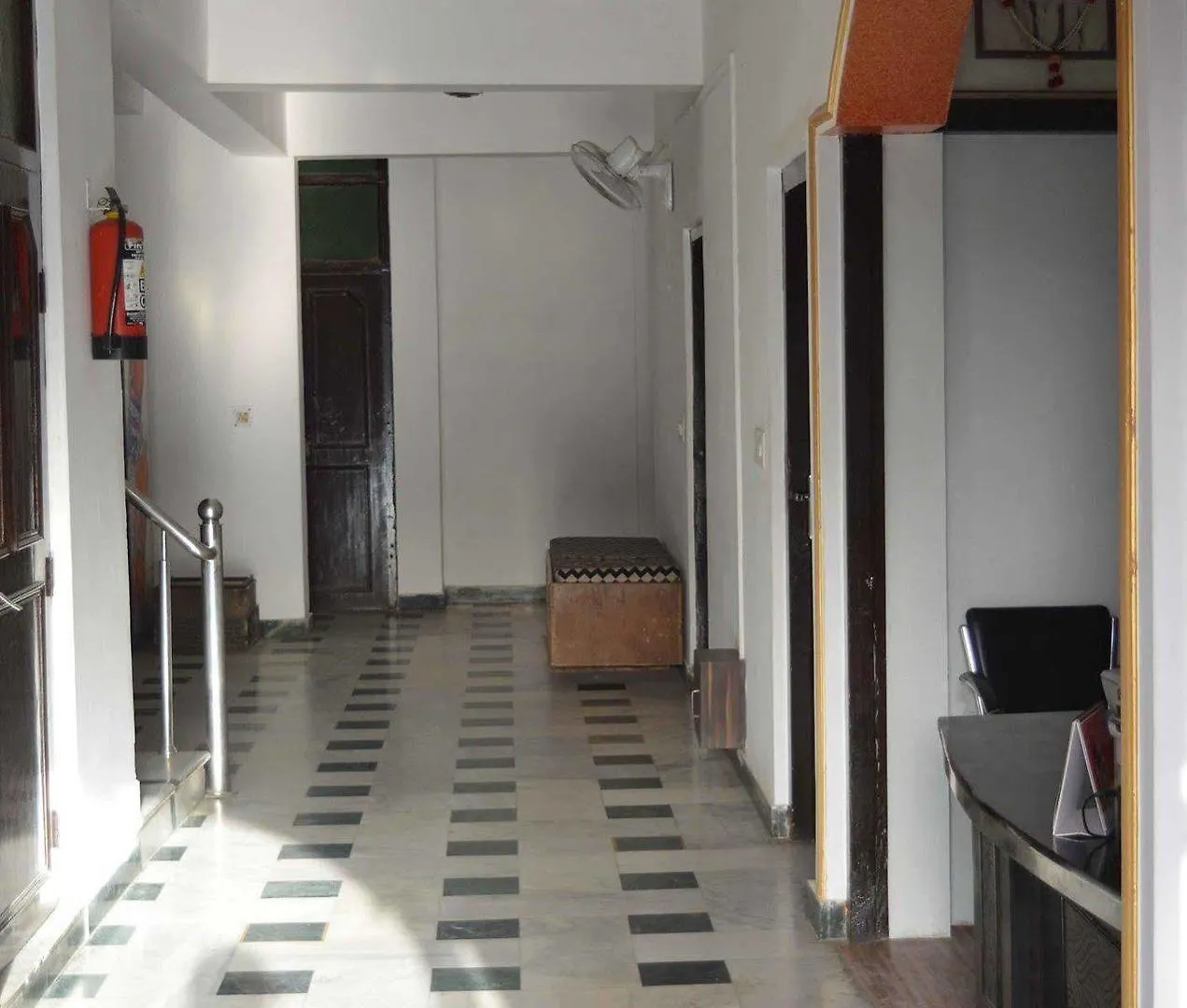 Hotel Priya Agra